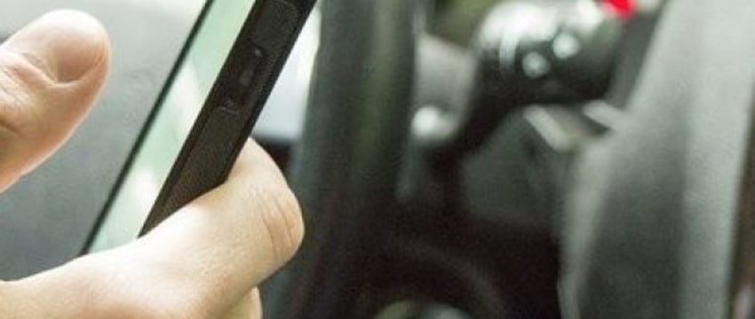 Штраф за разговор по мобильному телефону во время вождения