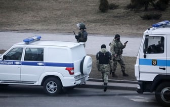 Более 150 задержанных «за продукты» по всей Беларуси. Силовики атакуют бывших политзаключенных и их близких