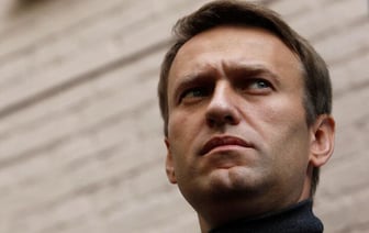 В Гродно мужчину судили за цветы в память о Навальном