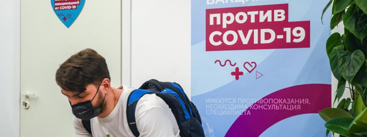 Минздрав разрешил белорусам бесплатно прививаться от коронавируса круглый год. Что ещё нового в календаре прививок? — Официально
