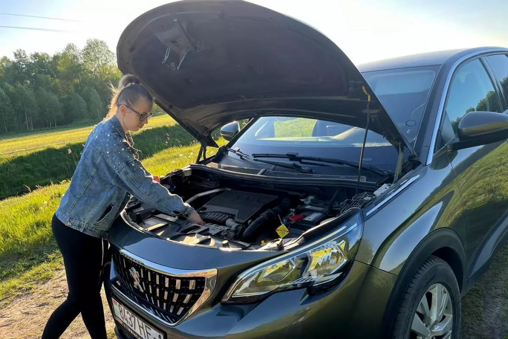 Автоледи из Ганцевичей рассказала, чем ей приглянулся Peugeot 3008