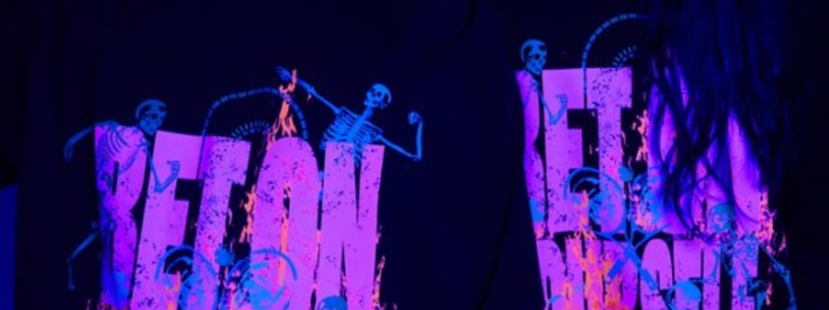 Неон и дерзкие ретро-принты: Betera x Uno Mas Uno выпустили лимитированную коллекцию одежды