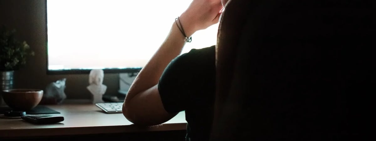 На стримера из Ошмян завели уголовное дело за «аморальное действие» в прямом эфире