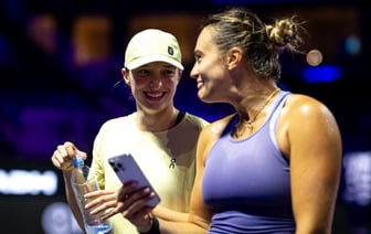 «Было бы забавно» — Свентек заявила, что хотела бы видеть Соболенко своим тренером