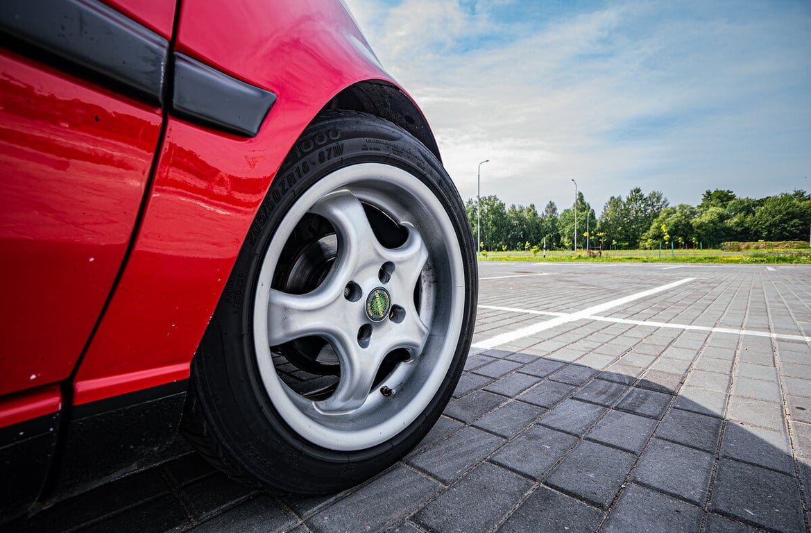 Риелтор из Бреста без ума от старенького VW Golf III