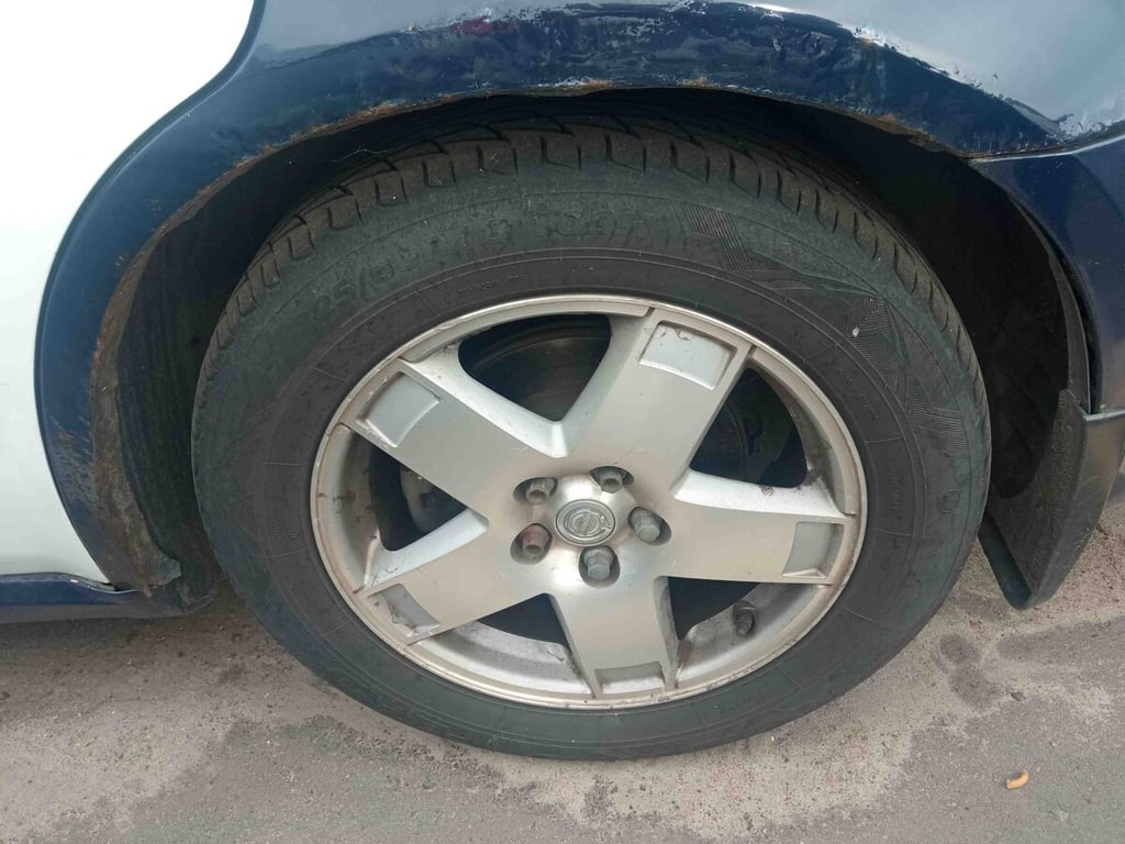 Chrysler 300C, служивший в МВД, продают в Беларуси. За сколько?