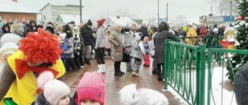 Программа «Хоровод у новогодней елки» на Речице в Бресте