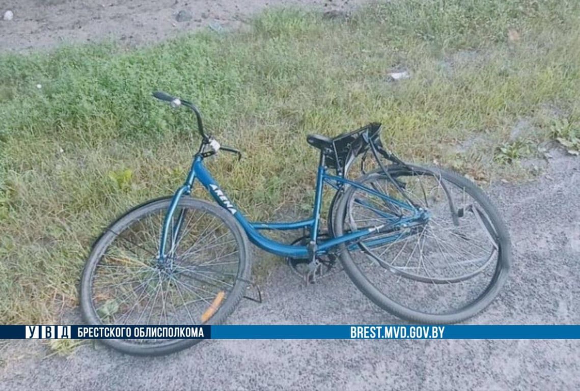 В Ивацевичском районе погибла велосипедистка