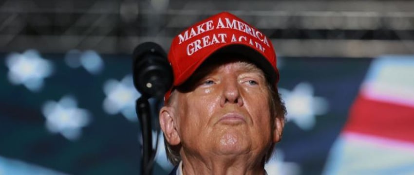 Суд во Флориде закрыл дело против Трампа