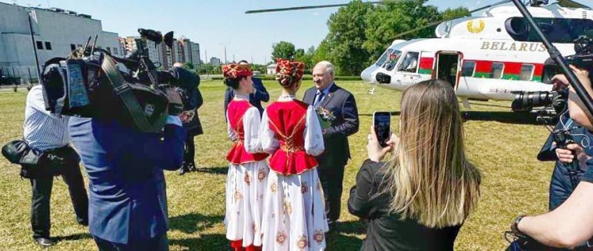 Усиление пропаганды в Могилеве: Лукашенко встретился с журналистами