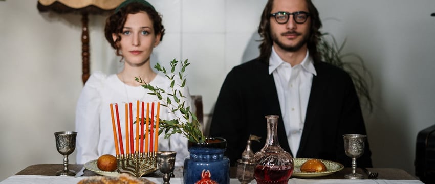 В Минске пенсионерка ударила мужа топором по голове, а потом вызвала себе скорую, потому что поплохело