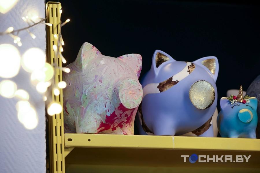 Бизнес на свинках. Rак белоруска строит свое дело, создавая копилки