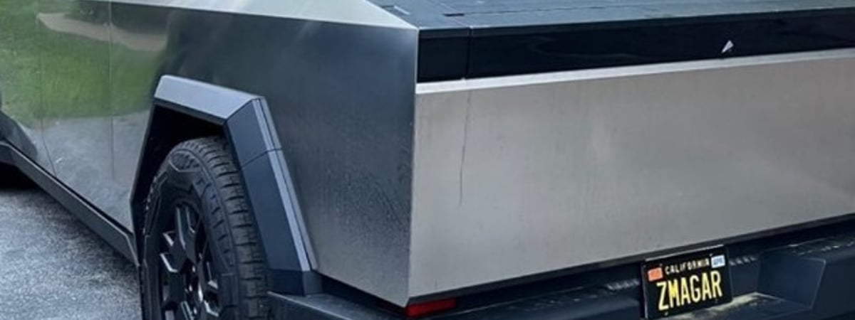 Сооснователь PandaDoc Микита Микадо показал автомобиль Tesla Cybertruck из Калифорнии с номером, который поймет каждый беларус