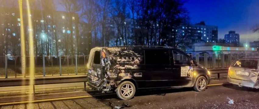 На МКАД столкнулись четыре автомобиля