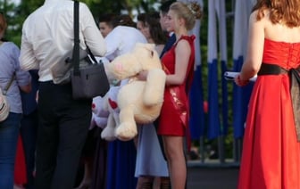 В Wildberries назвали хиты продаж к выпускным в Беларуси