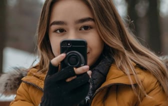 Нужно ли белорусским блогерам подтверждать безвозмездность донатов и как их декларировать — пояснили в МНС