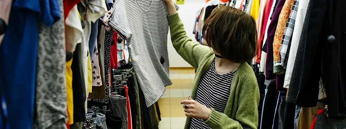 Совмин разрешил ввозить в Беларусь секонд-хенд из Литвы — Официально