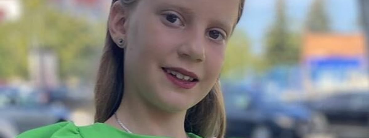 Помните девочку, которая на ТВ-шоу удивила Максима Галкина? Юная Стефания Адаменя пробует себя в роли ведущей.