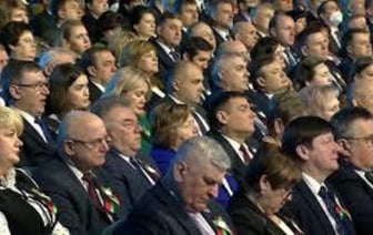Лукашенко взялся за кадры в госаппарате. Вернут ли уехавших?