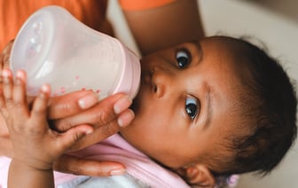 Мать осужденной блогерки Ольги Токарчук обвиняют в содействии «экстремистской» деятельности