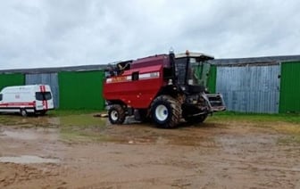 В Беларуси работник сельхозпредприятия погиб под комбайном