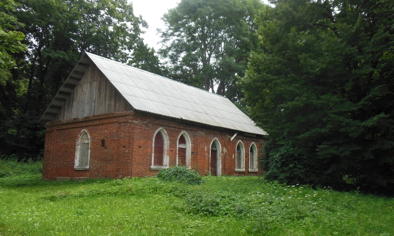 Старинную усадьбу XIX века в Бешенковичском районе продали за 35 долларов