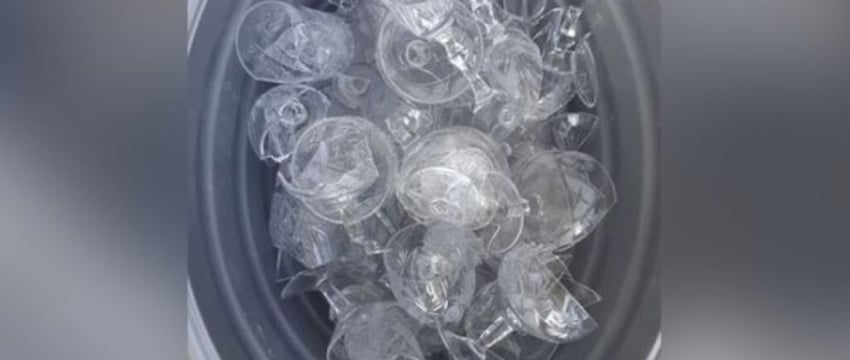 Тазик битого хрусталя выставили на продажу в Барановичах. Сколько за него просят?