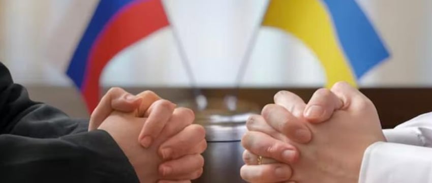 Все больше украинцев поддерживают идею переговоров с Россией - The Wall Street Journal