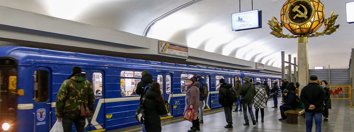 МЧС сообщило о задымлении в минском метро и эвакуации людей. Что известно?