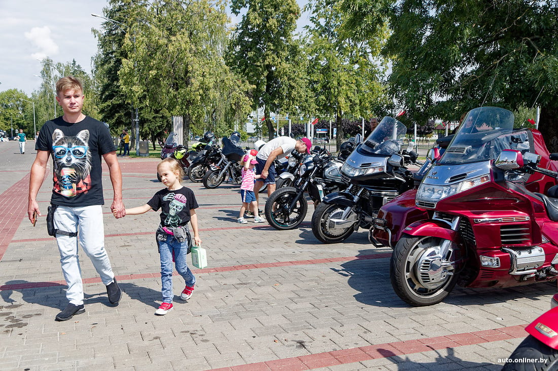 В Бресте прошел байк-фестиваль Brest Motor Music Weekend. Фоторепортаж