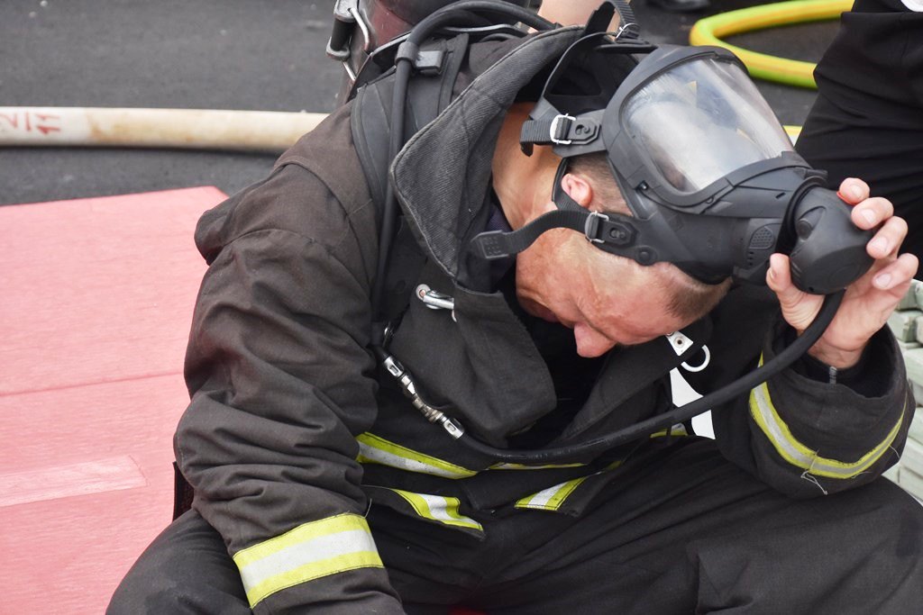 Показательные выступления МЧС в Бресте. Видео и фото