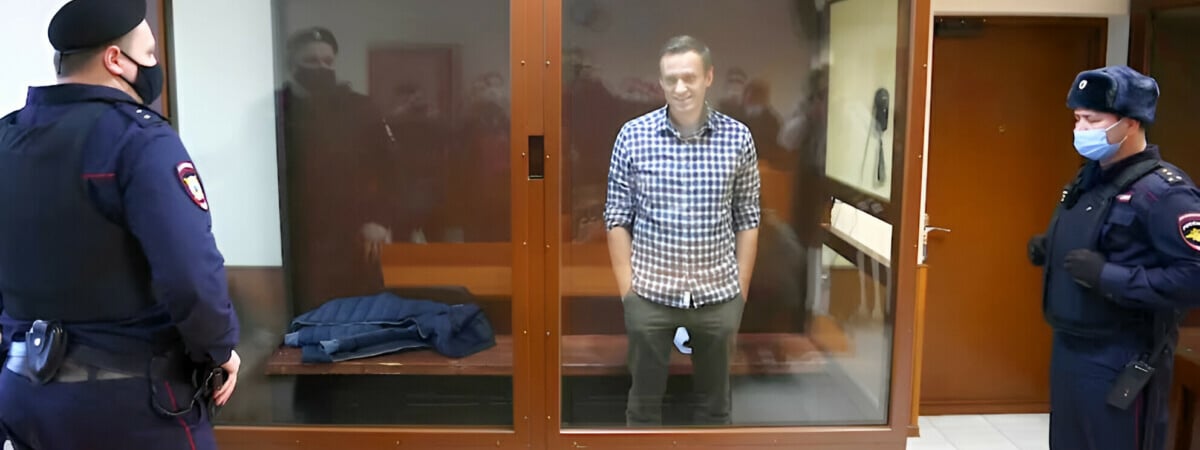 «Путину было сделано предложение» – Соратники Навального заявили, что готовился его обмен