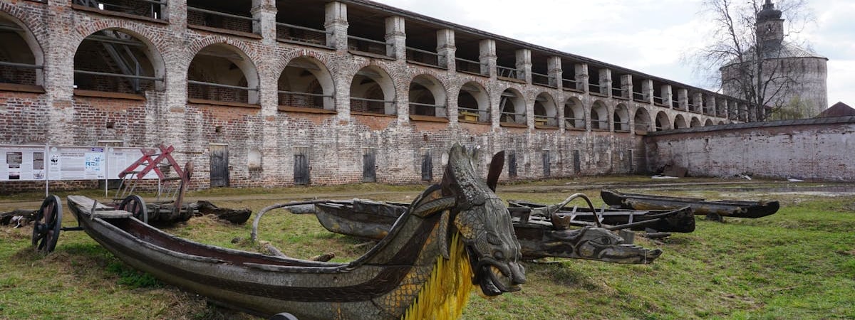 Кораблям РФ все еще не разрешают зайти в порт Тартус в Сирии