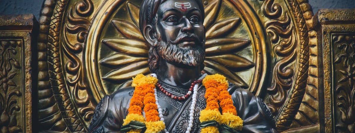 Лидер блока ХДС/ХСС обещает укрепить независимость от США