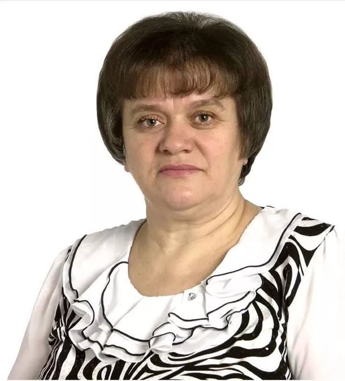 Родила в туалете и бросила: сын искал мать много лет и нашел у Малахова