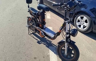 В Малорите Mercedes столкнулся с электровелосипедом