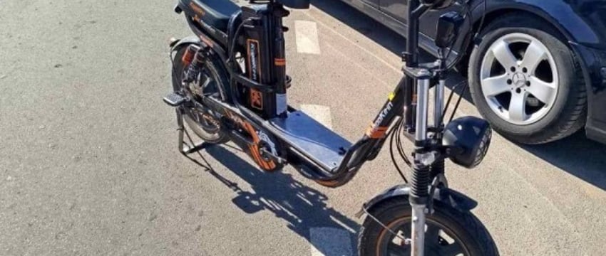 В Малорите Mercedes столкнулся с электровелосипедом