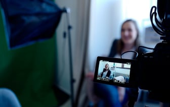 «Попросили выгулять домашнего питомца, но сын хотел играть в телефоне». В Лиозно 8-летний хозяин «отомстил» собаке за просьбу родителей вывести пса на улицу