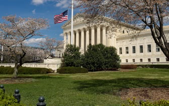 Верховный суд США разрешил Трампу участвовать в выборах президента