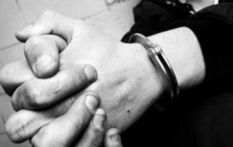 В Беларуси восьмиклассник отобрал у 12-летнего подростка 10 рублей – узнали приговор суда