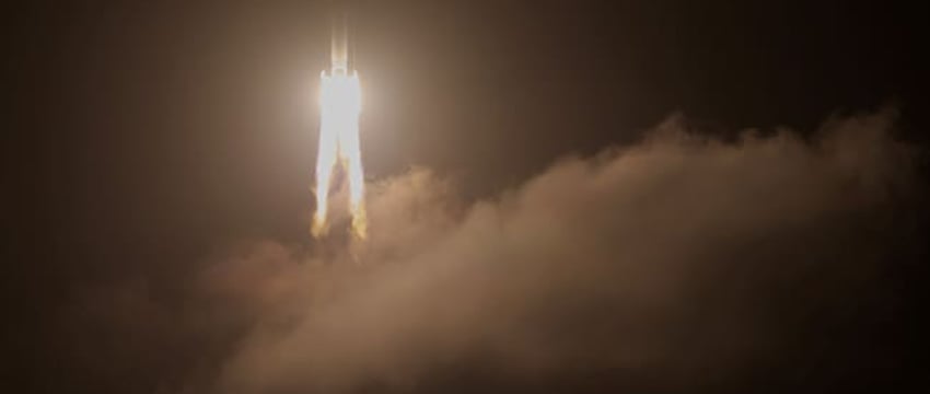Китайский лунный зонд "Чанъэ-6" успешно приземлился на обратной стороне Луны