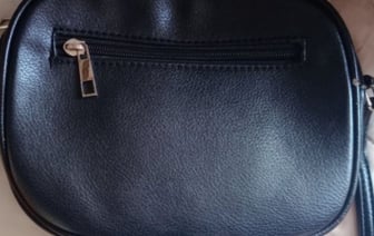 У ИП украли из сумочки 1000 рублей на рынке в Барановичах