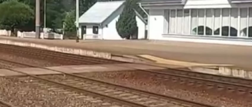 В Беларуси пара байкеров погибла под колесами поезда