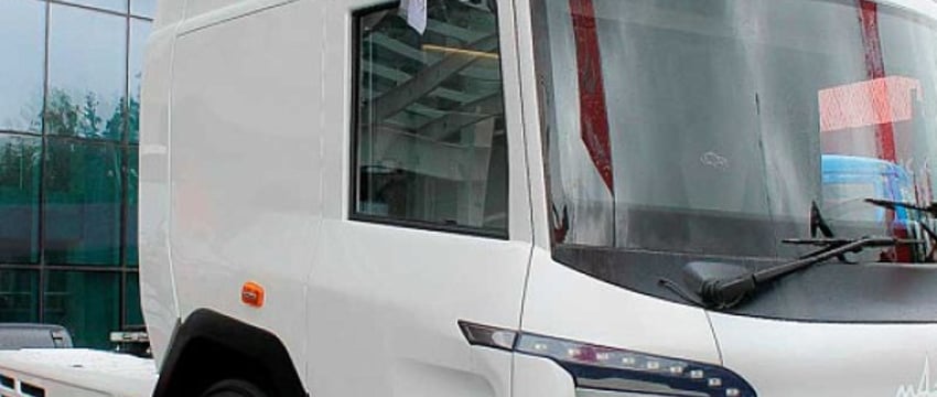 Гордость за наших: МАЗ показал гибридный грузовик Х