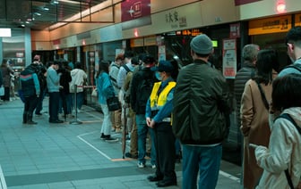 Очереди транспорта на въезд в ЕС из Беларуси продолжают расти