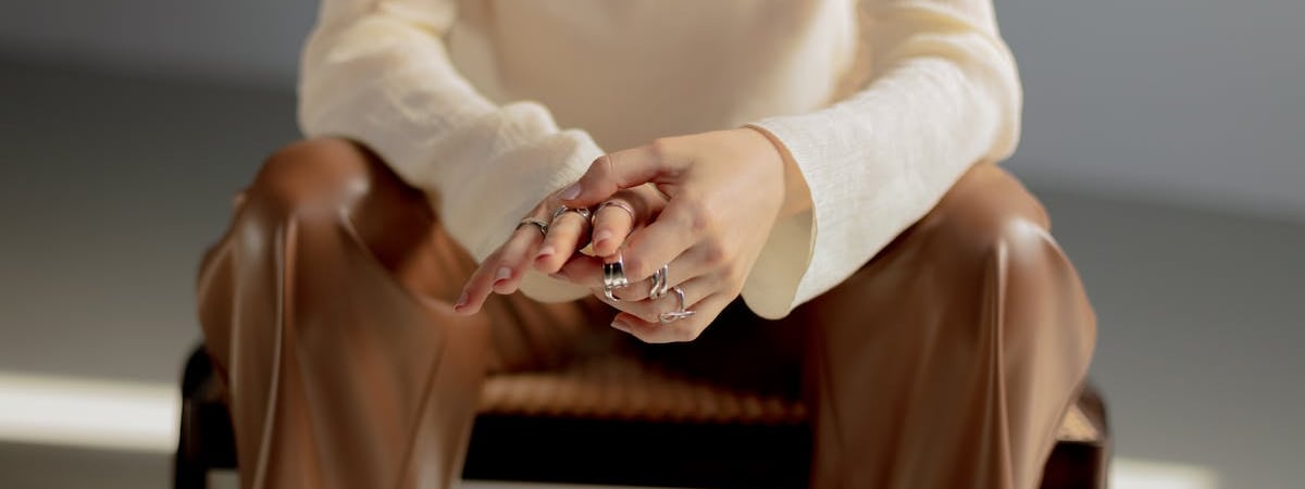 Новое правительство Польши пока не будет снимать запрет на импорт зерна из Украины