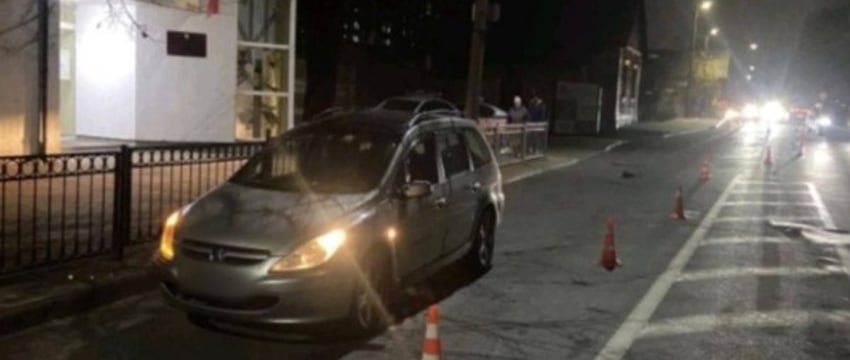 В Бресте на пешехода, лежащего на улице Пушкинской, наехал автомобиль