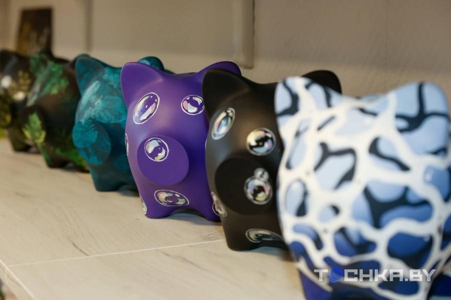 Бизнес на свинках. Rак белоруска строит свое дело, создавая копилки