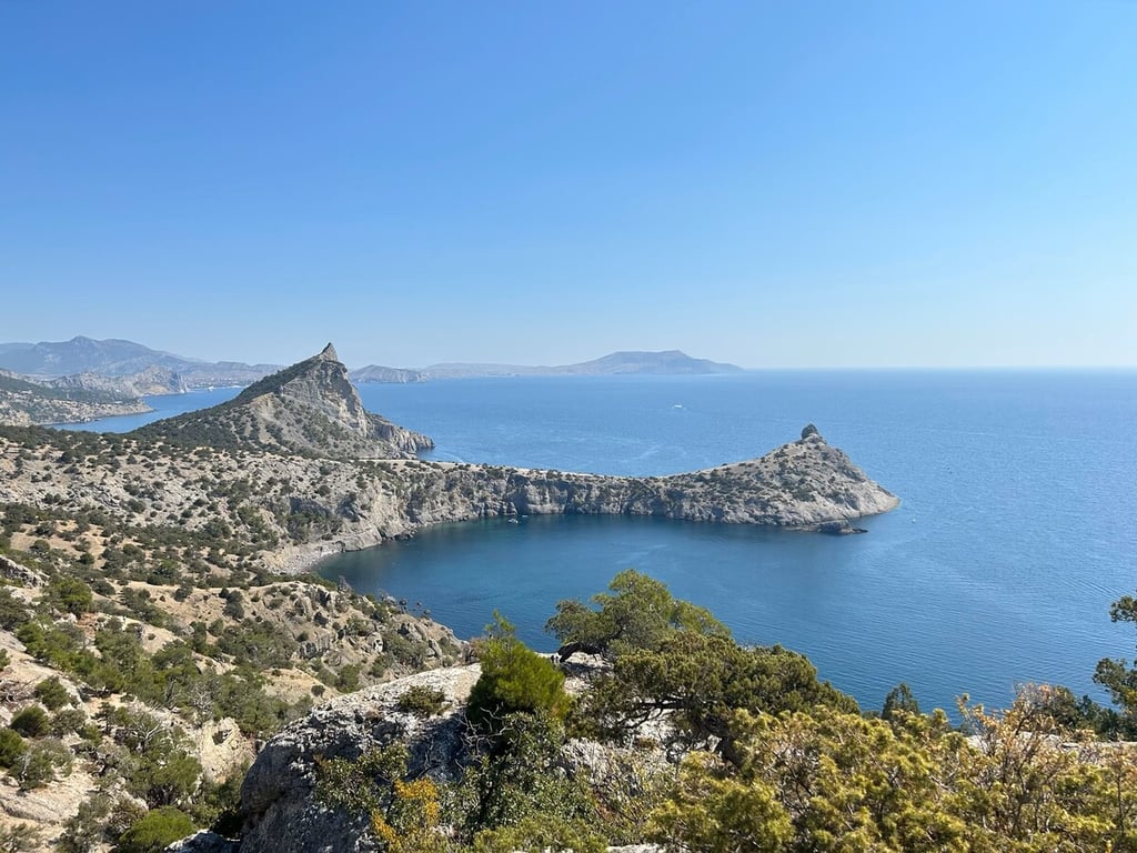 Белорусы рассказали, как дёшево съездили на море на китайском кроссовере