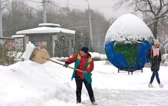 В Витебске образовались самые высокие сугробы в Беларуси